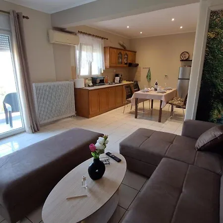 Metaxas Apartment