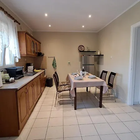 Metaxas Apartment *